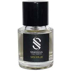 Sinergia Selvaje perfume bottle