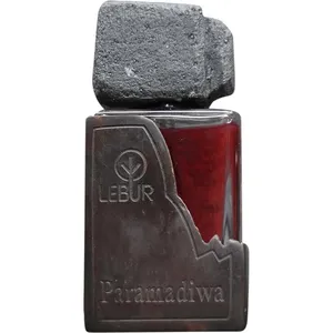 Lebur Paramadiwa parfüm şişesi
