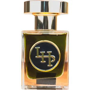 Lana & Hadi Parfums Oud Tirabi parfüm şişesi