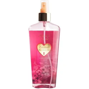 Beverly's Secret Cherry Blossom parfüm şişesi