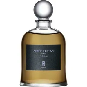 Serge Lutens Chêne parfüm şişesi