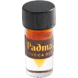Ucca Padma Nilakandi parfüm şişesi