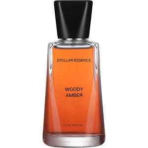 Stellar Essence Woody Amber parfüm şişesi