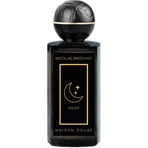 Maison Douze Night parfüm şişesi