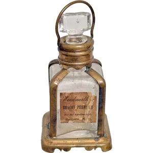 C. B. Woodworth & Sons Co. Beacon Perfume parfüm şişesi