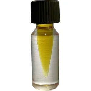 Alhind Oud Oud Qaysar parfüm şişesi