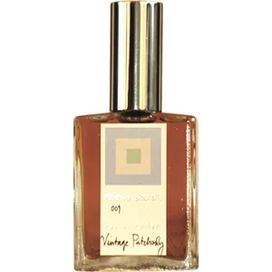 DSH Perfumes Vintage Patchouly parfüm şişesi