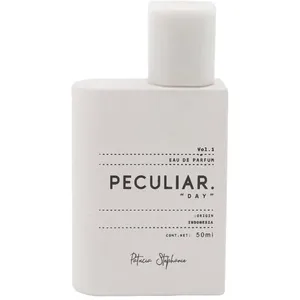 Peculiar Day parfüm şişesi