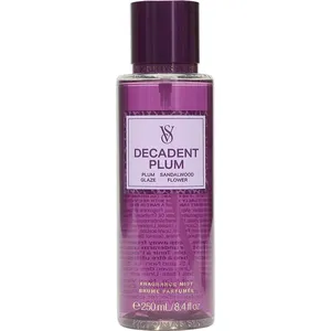 Victoria's Secret Decadent Plum parfüm şişesi
