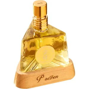 P Seven [golden] Tea parfüm şişesi