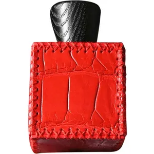 Strings of Errors Extreme Leather parfüm şişesi