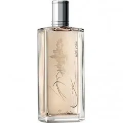 Guerlain Une Ville. Un Parfum - 02 New York parfüm şişesi