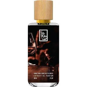 The Dua Brand Midnight Wood & Cognac with the Mobster parfüm şişesi