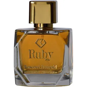 Ruby Roseoud Emerald parfüm şişesi