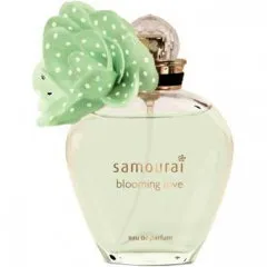 Samouraï Woman Blooming Love parfüm şişesi