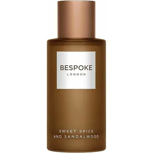 Bespoke Sweet Spice and Sandalwood parfüm şişesi