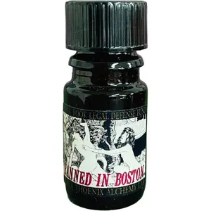 Black Phoenix Alchemy Lab Banned in Boston parfüm şişesi
