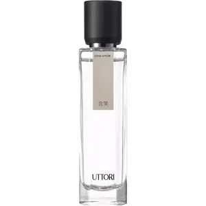 Uttori Slow Smile / 含笑 perfume bottle