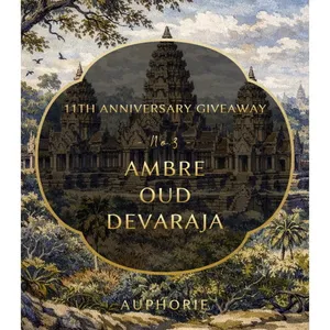 Auphorie No. 3: Ambre Oud Devaraja parfüm şişesi