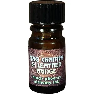 Black Phoenix Alchemy Lab Nag Champa & Leather Fringe parfüm şişesi