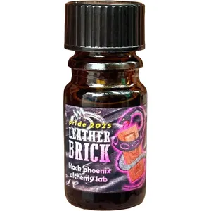 Black Phoenix Alchemy Lab Leather Brick parfüm şişesi