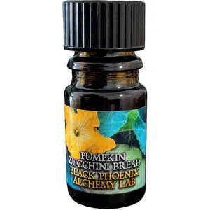 Black Phoenix Alchemy Lab Pumpkin Zucchini Bread parfüm şişesi