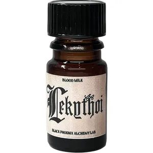 Black Phoenix Alchemy Lab Lekythoi parfüm şişesi