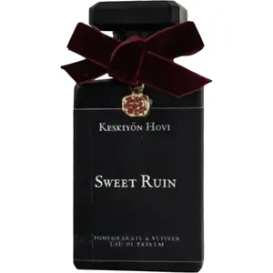 Keskiyön Hovi Sweet Ruin parfüm şişesi