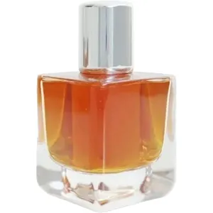 Lujos Chivalry perfume bottle