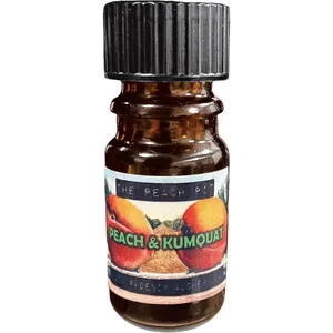 Black Phoenix Alchemy Lab Peach & Kumquat parfüm şişesi
