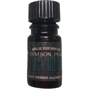 Black Phoenix Alchemy Lab Black Moths parfüm şişesi