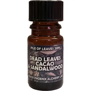 Black Phoenix Alchemy Lab Dead Leaves, Cacao & Sandalwood parfüm şişesi