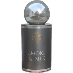 Oud Collection Smoke & Silk parfüm şişesi
