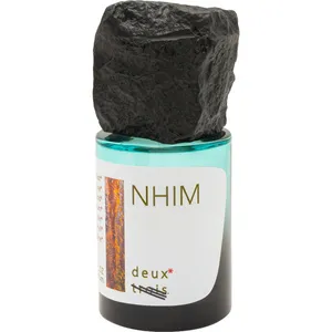 Deux*Trois. Nhim parfüm şişesi