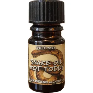 Black Phoenix Alchemy Lab Snake Oil Hot Toddy parfüm şişesi
