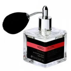 Victoria's Secret Mood|Yearn perfume bottle