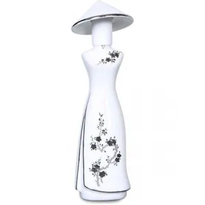 Miss Vietnam Saigon (Platinum) parfüm şişesi