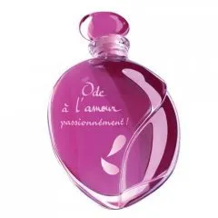 Yves Rocher Ode à L'Amour Passionnément! perfume bottle