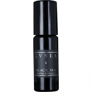 Lvnea Black Sea parfüm şişesi