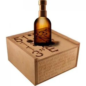 Dulcie / Haeckels 26 3 E Botany / 51° 23’ 19”N 1° 26’ 3”E parfüm şişesi