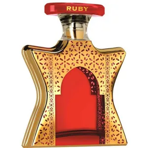 Bond No. 9 Dubai Ruby parfüm şişesi