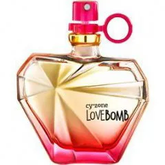 cy°zone LoveBomb parfüm şişesi
