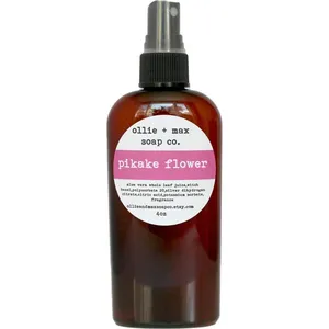 Ollie + Max Soap Co. Pikake Flower parfüm şişesi