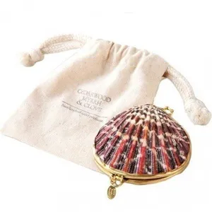 Roots Rose Radish Cedarwood Myrrh & Clove perfume bottle