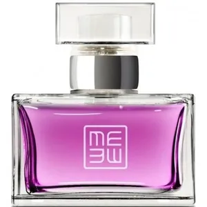 B Fragranced Embellish parfüm şişesi