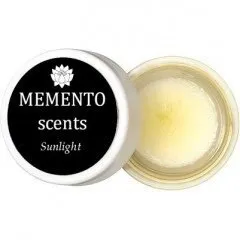 Memento Scents Sunlight parfüm şişesi