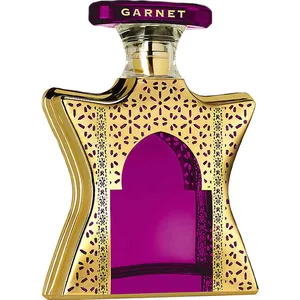 Bond No. 9 Dubai Garnet perfume bottle