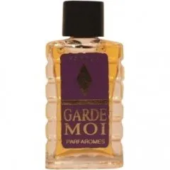 Parfaromes Garde Moi perfume bottle