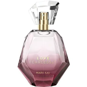 Mary Kay Love Fearlessly parfüm şişesi
