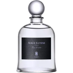 Serge Lutens Bas de soie parfüm şişesi